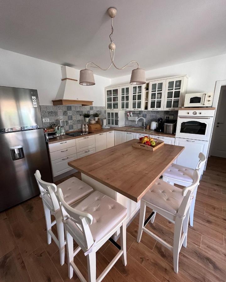 Holiday Home Calma Imotski Exterior photo